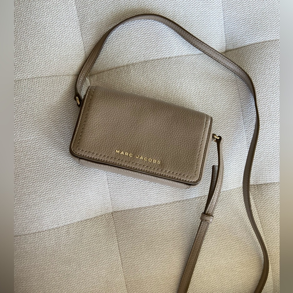 Marc Jacobs Groove Griege